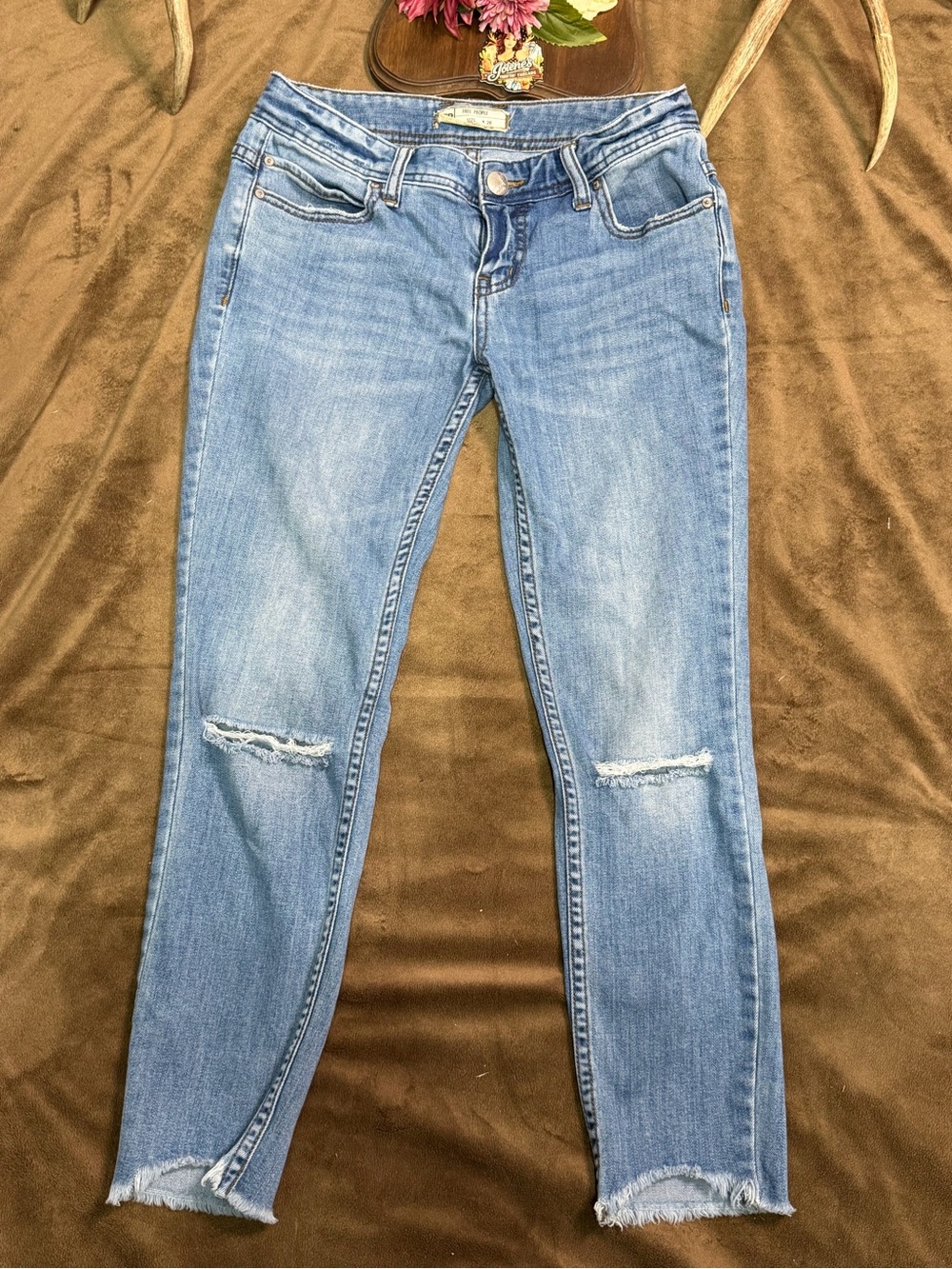 Free People W26 Distressed Skinny Ankle Jeans Raw Frayed Hem